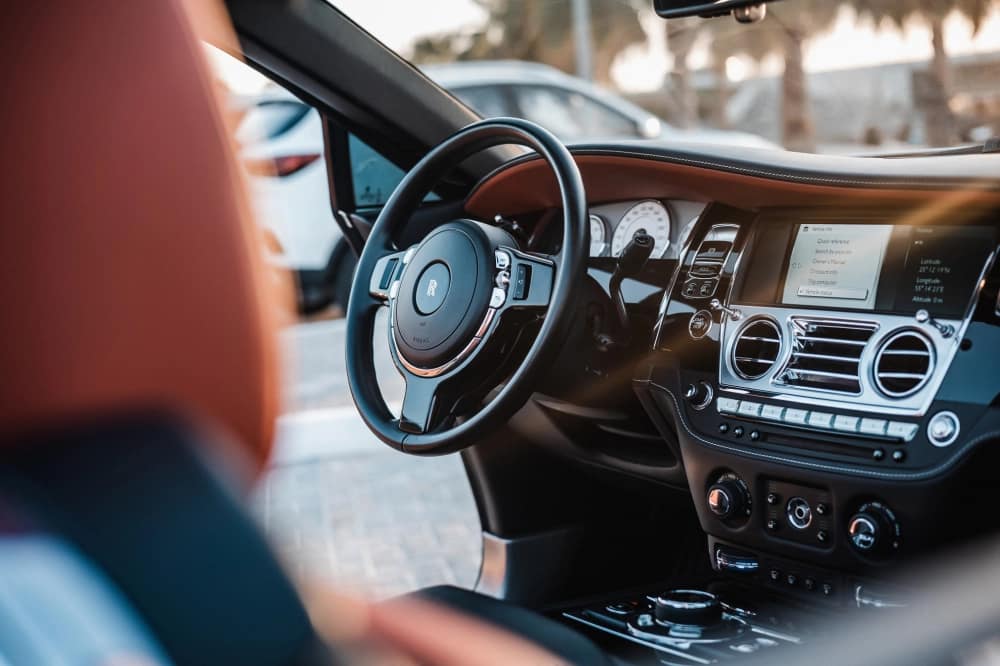 Rolls-Royce_Dawn_2018_12304_12304_7938367751-5_small