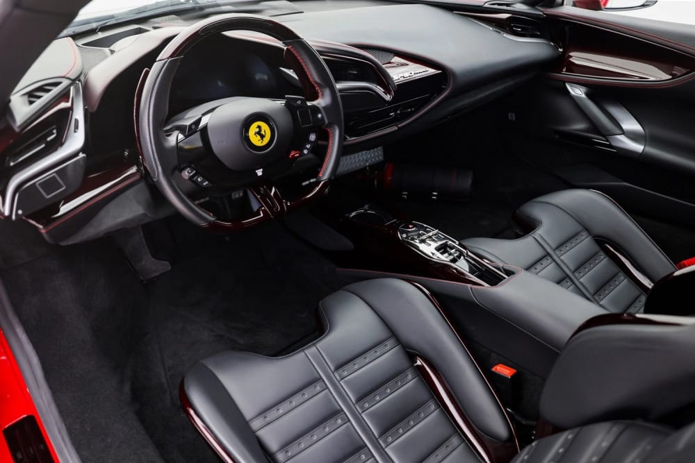 Ferrari_SF90-Stradale_2023_22075_22075_14876130177-13_small