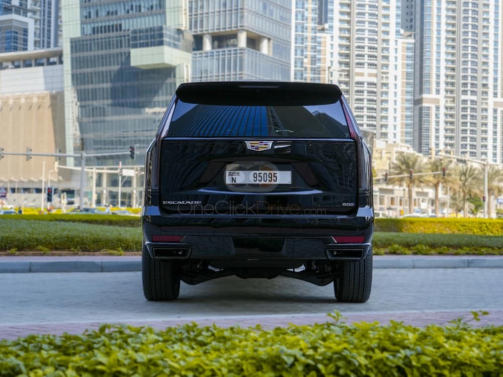 Cadillac_Escalade-Platinum-Sport_2022_26923_26923_19543944430-4_small