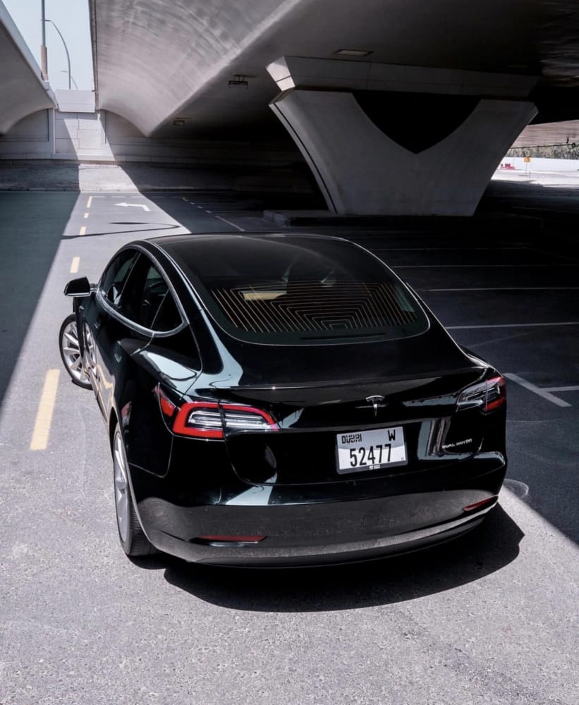 Tesla_Model-3-Long-Range_2020_29423_29423_23180993014-1_small